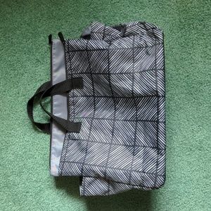 Thirty One Super Swap It Pocket, Chevron Squares